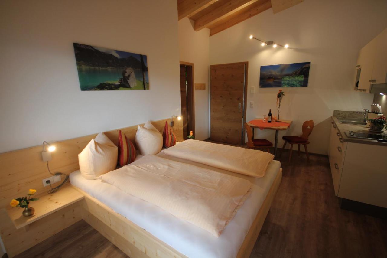 Ferienwohnungen Karwendel Camping 毛拉赫 外观 照片